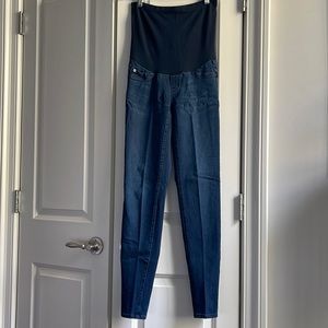 Led Luxe Essentials Denim Maternity Jeans, Size 26